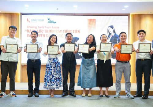 Nghệ thuật trình bày thực tiễn và truyền cảm hứng để “bán” được ý tưởng tốt nhất | Kim Oanh Group