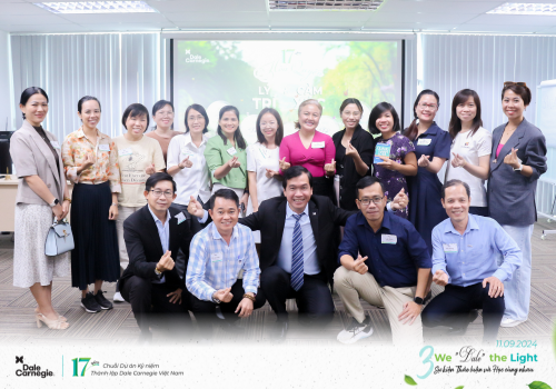 We “Dale” the Light: Bật “Đèn xanh” Sáng tạo - Sẵn sàng cho Công cuộc Đổi mới