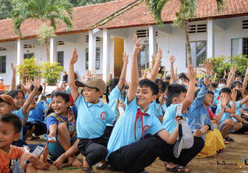  Thư viện Hoa Tri thức: Đọc sách là bước vào một cuộc phiêu lưu kỳ thú!