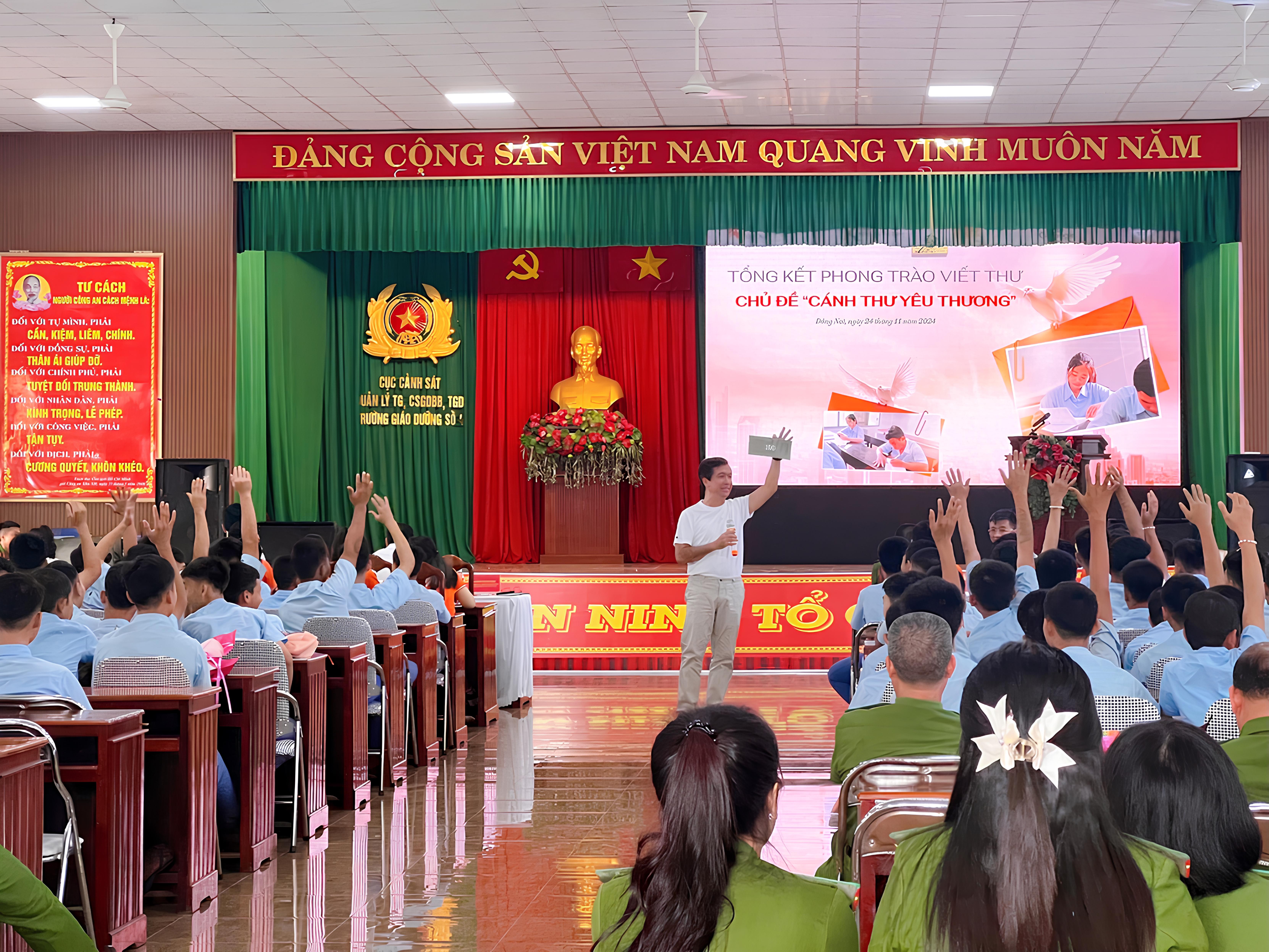 canh-thu-yeu-thuong (8)